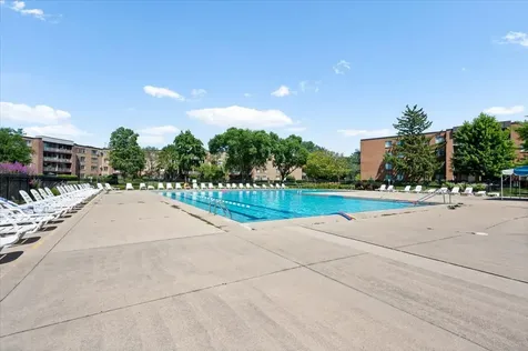 900 East Wilmette Road Palatine IL 60074