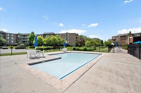 900 East Wilmette Road Palatine IL 60074