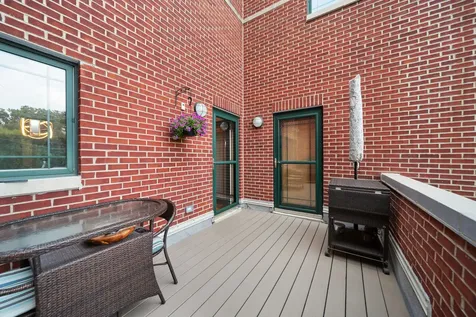 2455 West Ohio Street Chicago IL 60612