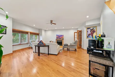 2455 West Ohio Street Chicago IL 60612