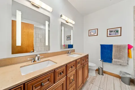 2455 West Ohio Street Chicago IL 60612