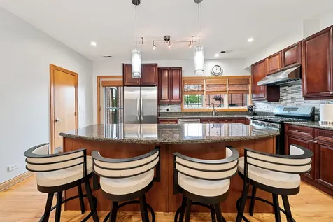 2455 West Ohio Street Chicago IL 60612