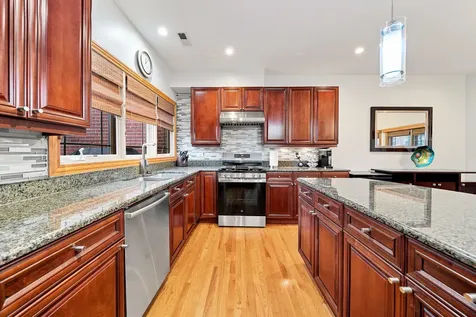 2455 West Ohio Street Chicago IL 60612
