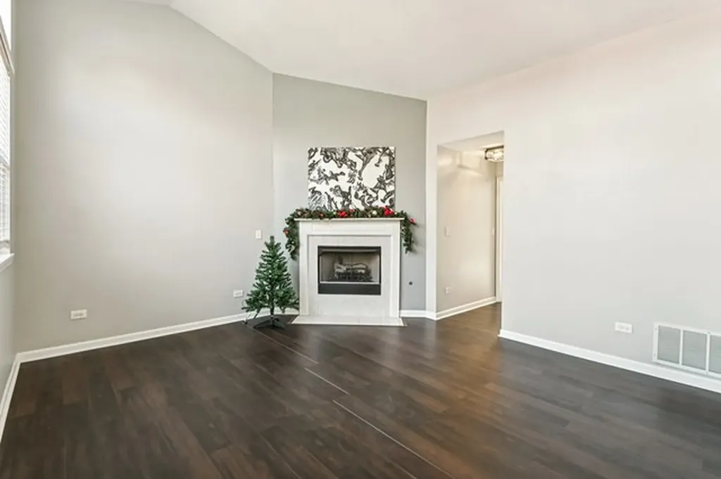 2227 Waterleaf Court Naperville IL 60564
