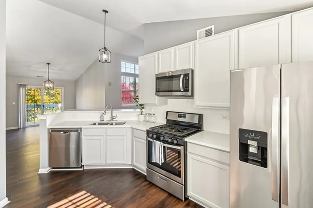 2227 Waterleaf Court Naperville IL 60564