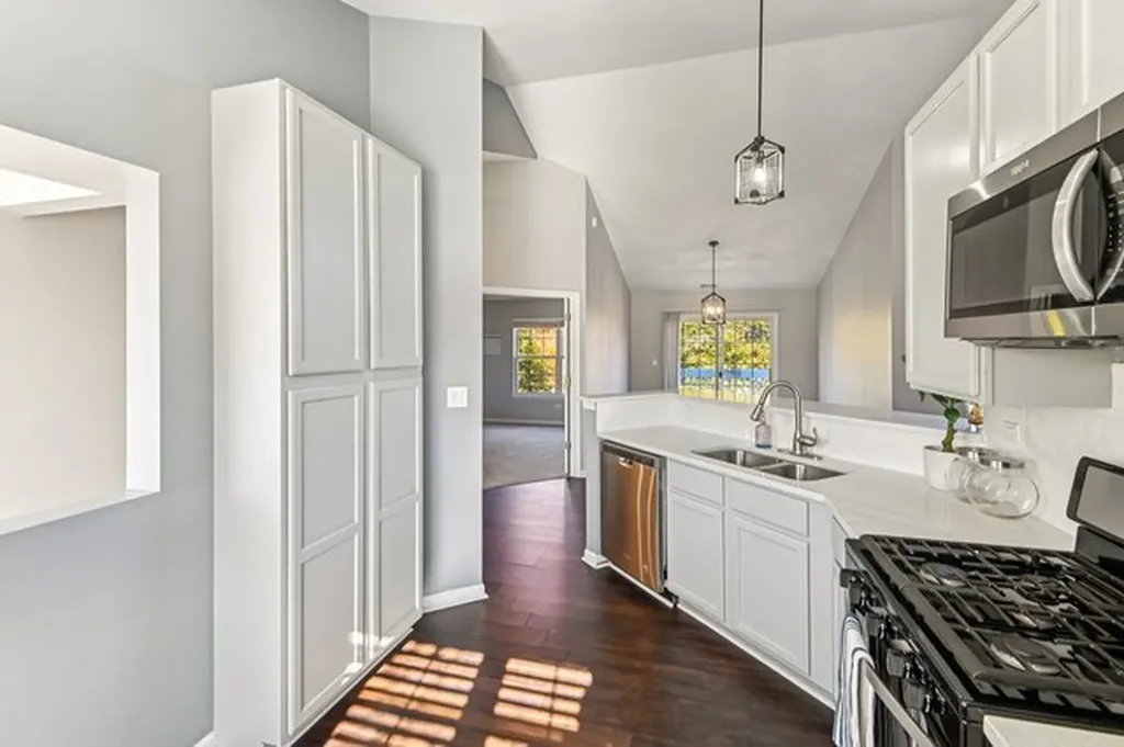 2227 Waterleaf Court Naperville IL 60564