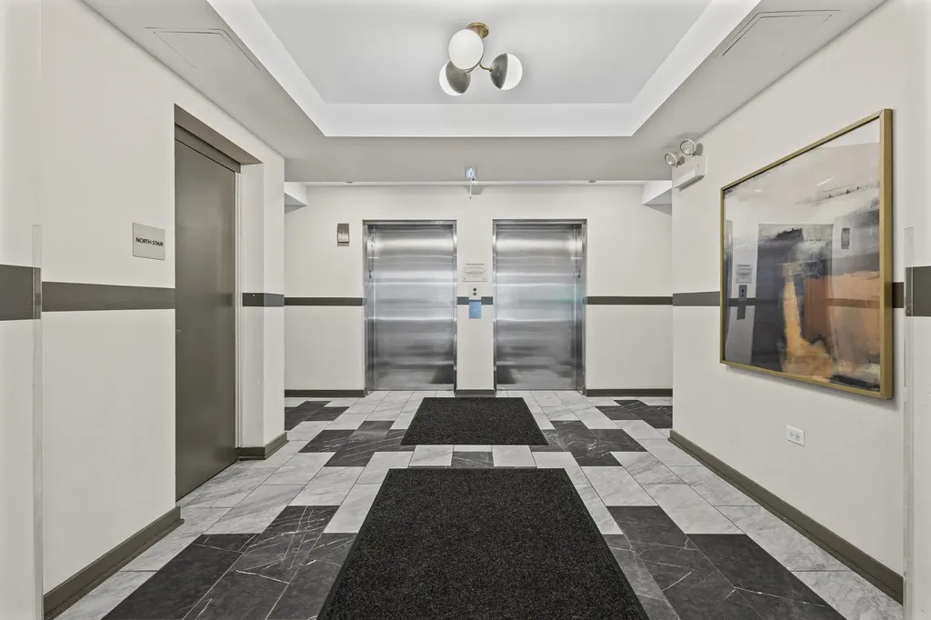1648 West Division Street Chicago IL 60622