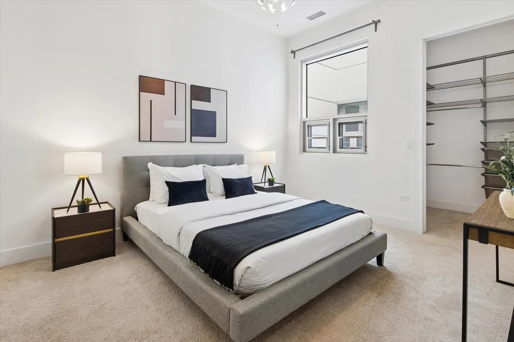 1124 West Adams Street Chicago IL 60607
