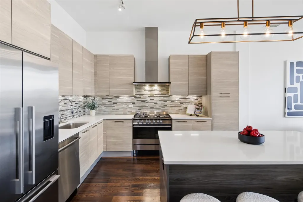 1124 West Adams Street Chicago IL 60607