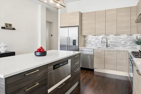 1124 West Adams Street Chicago IL 60607