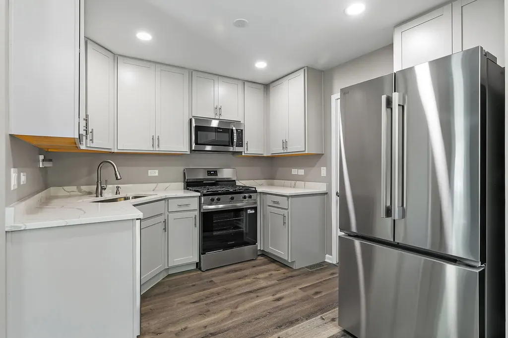 2726 College Hill Circle Schaumburg IL 60173