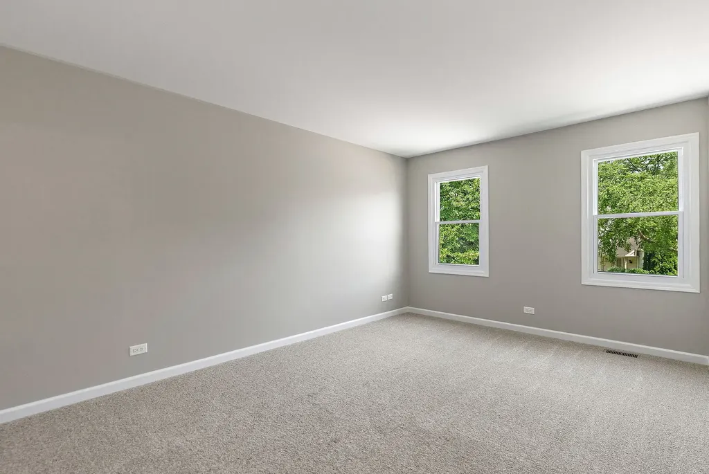 2726 College Hill Circle Schaumburg IL 60173