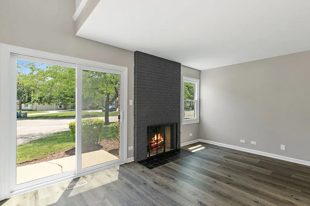 2726 College Hill Circle Schaumburg IL 60173