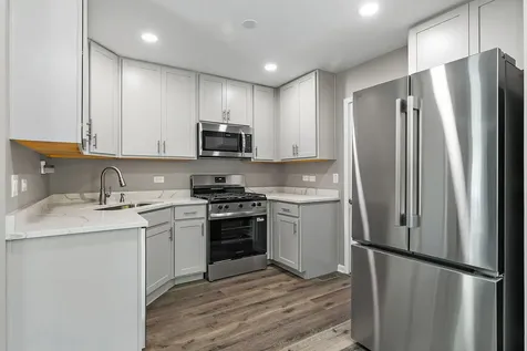 2726 College Hill Circle Schaumburg IL 60173