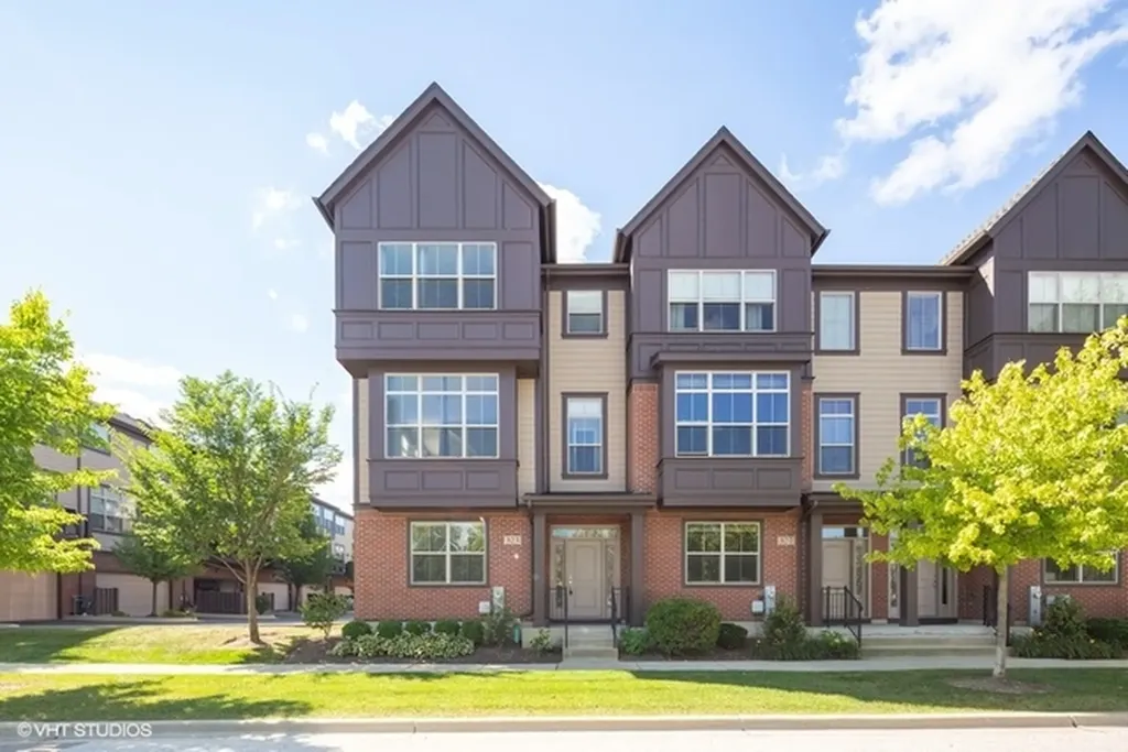 323 Aspen Pointe Road Vernon Hills IL 60061