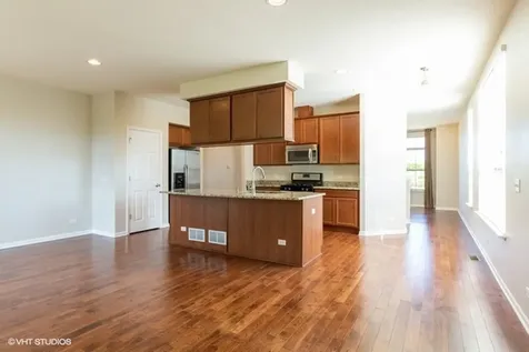 323 Aspen Pointe Road Vernon Hills IL 60061