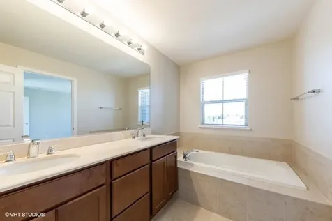 323 Aspen Pointe Road Vernon Hills IL 60061