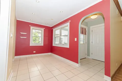 335 Oak Street Elmhurst IL 60126