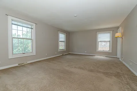 335 Oak Street Elmhurst IL 60126