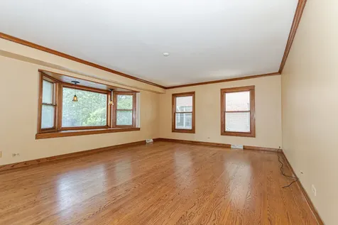 335 Oak Street Elmhurst IL 60126