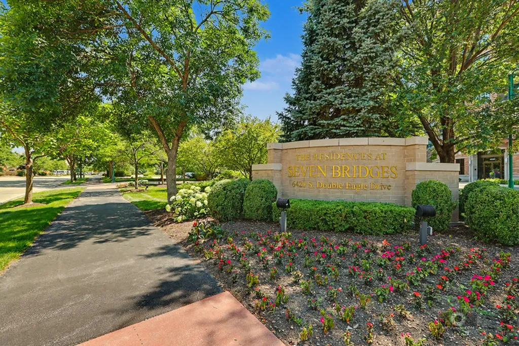 6420 Double Eagle Drive Woodridge IL 60517