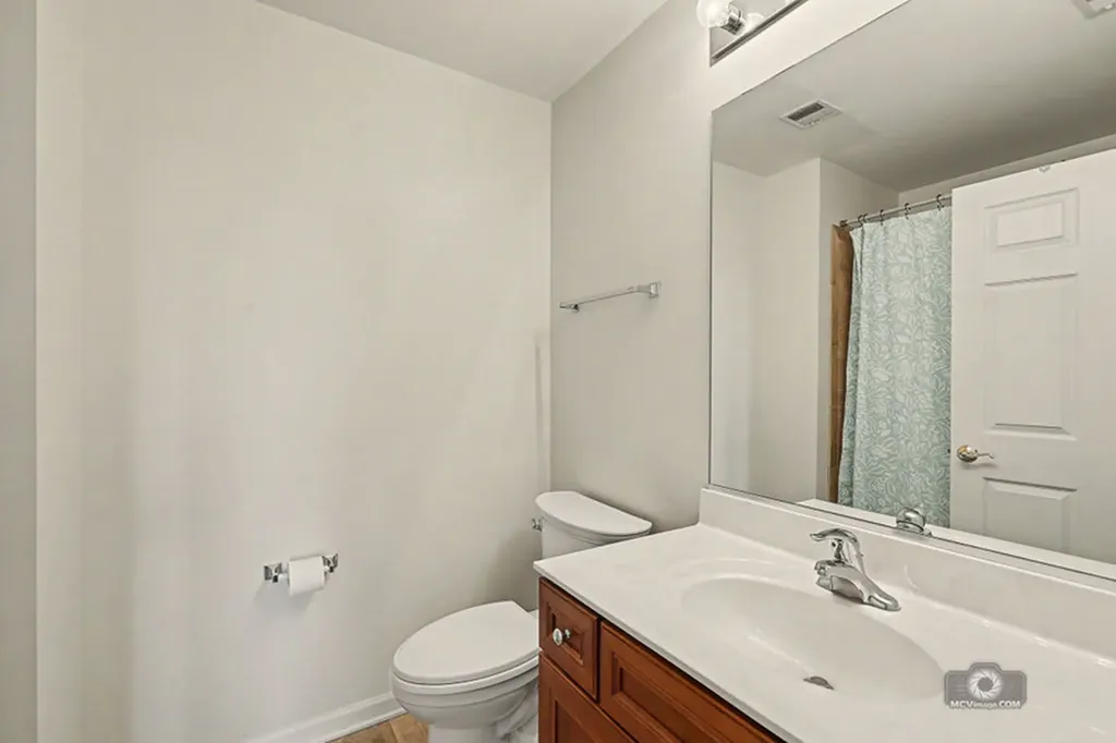 6420 Double Eagle Drive Woodridge IL 60517