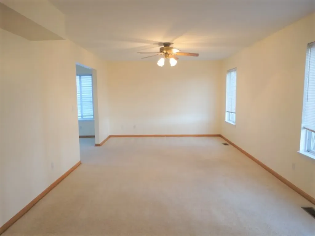 14029 South Lakeridge Drive Plainfield IL 60544