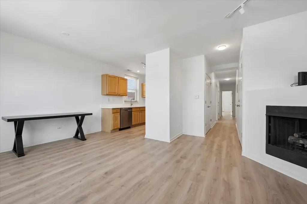 1341 North Halsted Street Chicago IL 60642