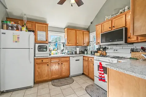 330 Pleasant Street Sheridan IL 60551