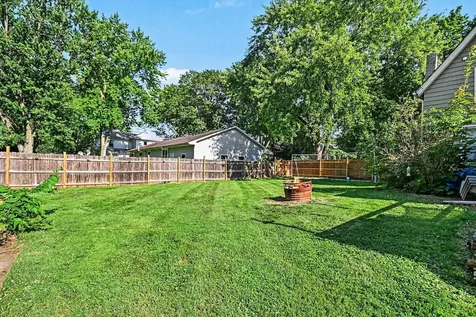 330 Pleasant Street Sheridan IL 60551