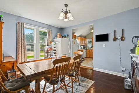 330 Pleasant Street Sheridan IL 60551