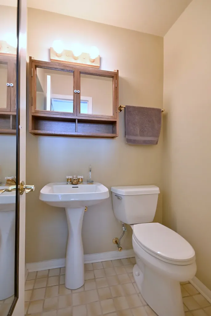 16W650 87TH Street Willowbrook IL 60527