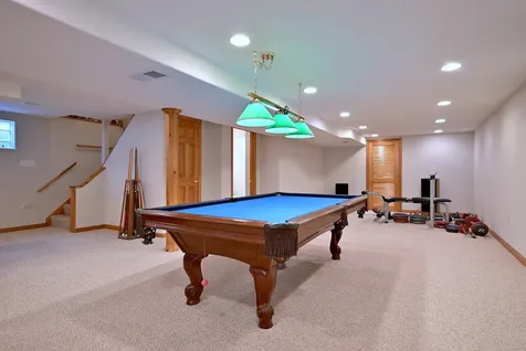 16W650 87TH Street Willowbrook IL 60527