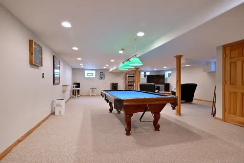 16W650 87TH Street Willowbrook IL 60527