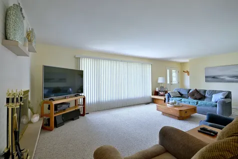 16W650 87TH Street Willowbrook IL 60527