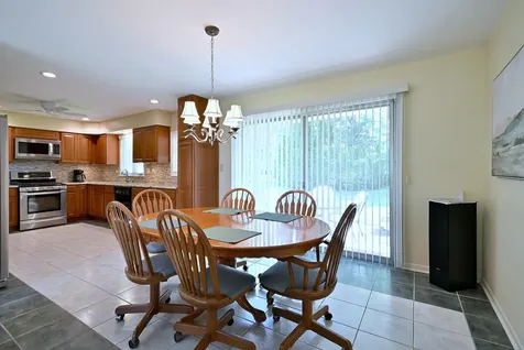 16W650 87TH Street Willowbrook IL 60527