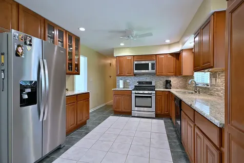 16W650 87TH Street Willowbrook IL 60527