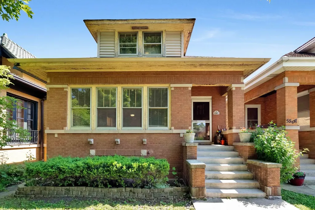 5505 West Cullom Avenue Chicago IL 60634