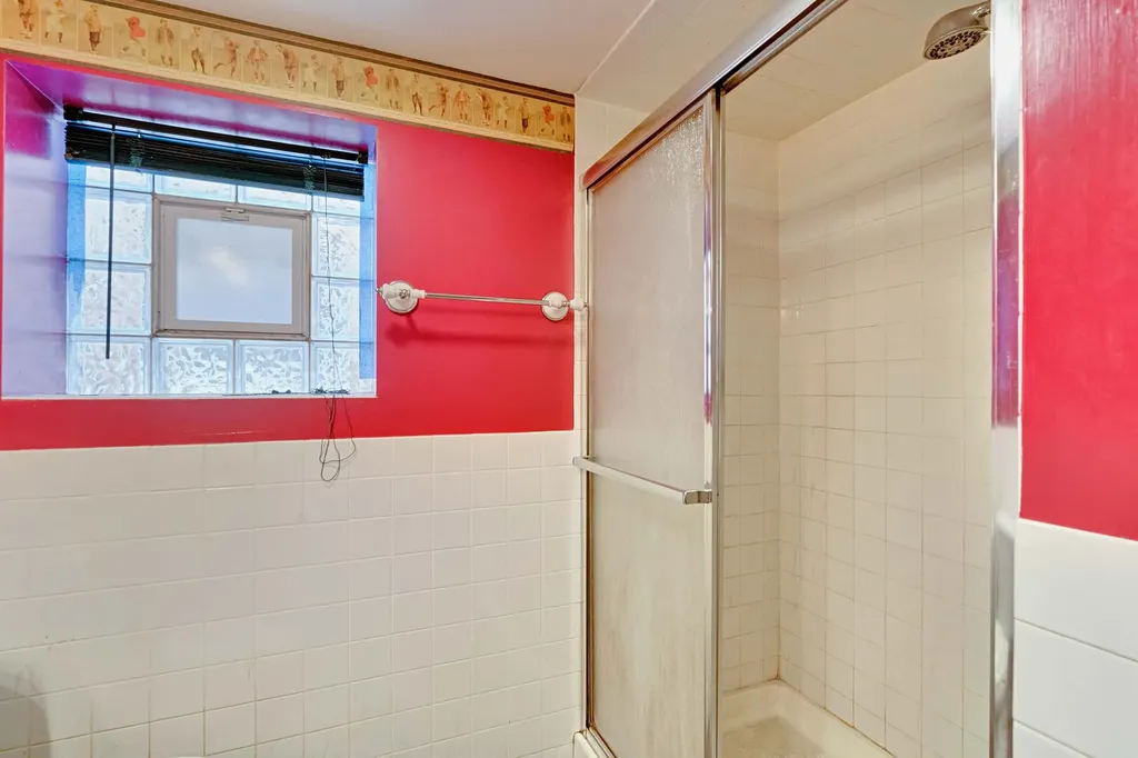 5505 West Cullom Avenue Chicago IL 60634