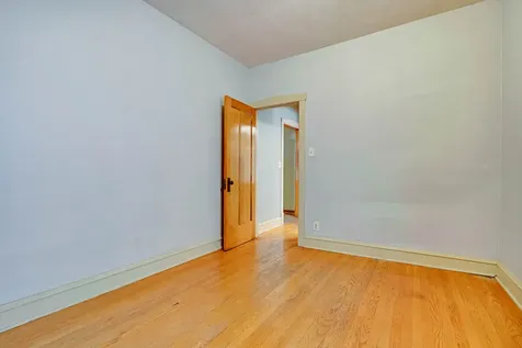 5505 West Cullom Avenue Chicago IL 60634