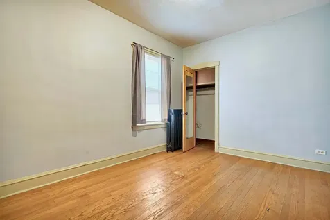 5505 West Cullom Avenue Chicago IL 60634
