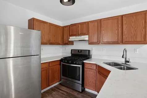 440 Newport Circle Oswego IL 60543