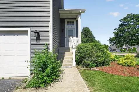 440 Newport Circle Oswego IL 60543