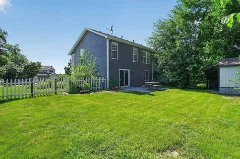 440 Newport Circle Oswego IL 60543