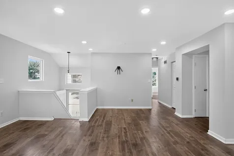 440 Newport Circle Oswego IL 60543