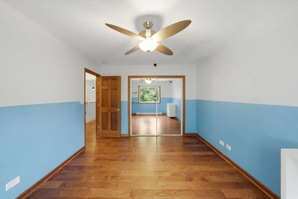 2619 West Agatite Avenue Chicago IL 60625