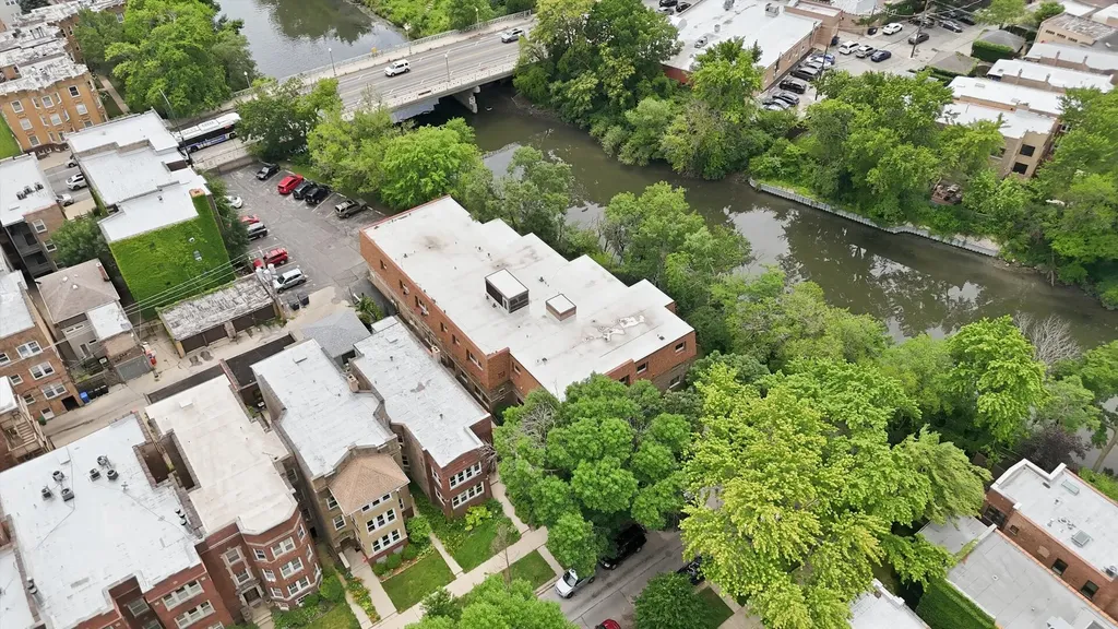 2619 West Agatite Avenue Chicago IL 60625