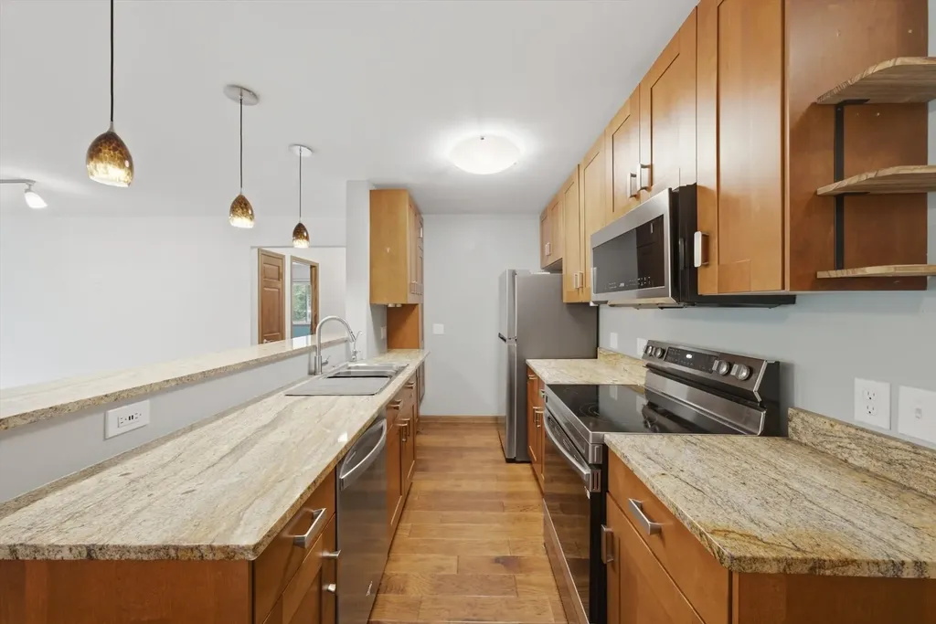 2619 West Agatite Avenue Chicago IL 60625
