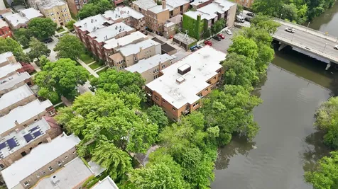 2619 West Agatite Avenue Chicago IL 60625