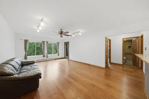 2619 West Agatite Avenue Chicago IL 60625